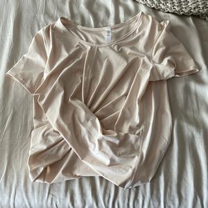 Lululemon crop tee